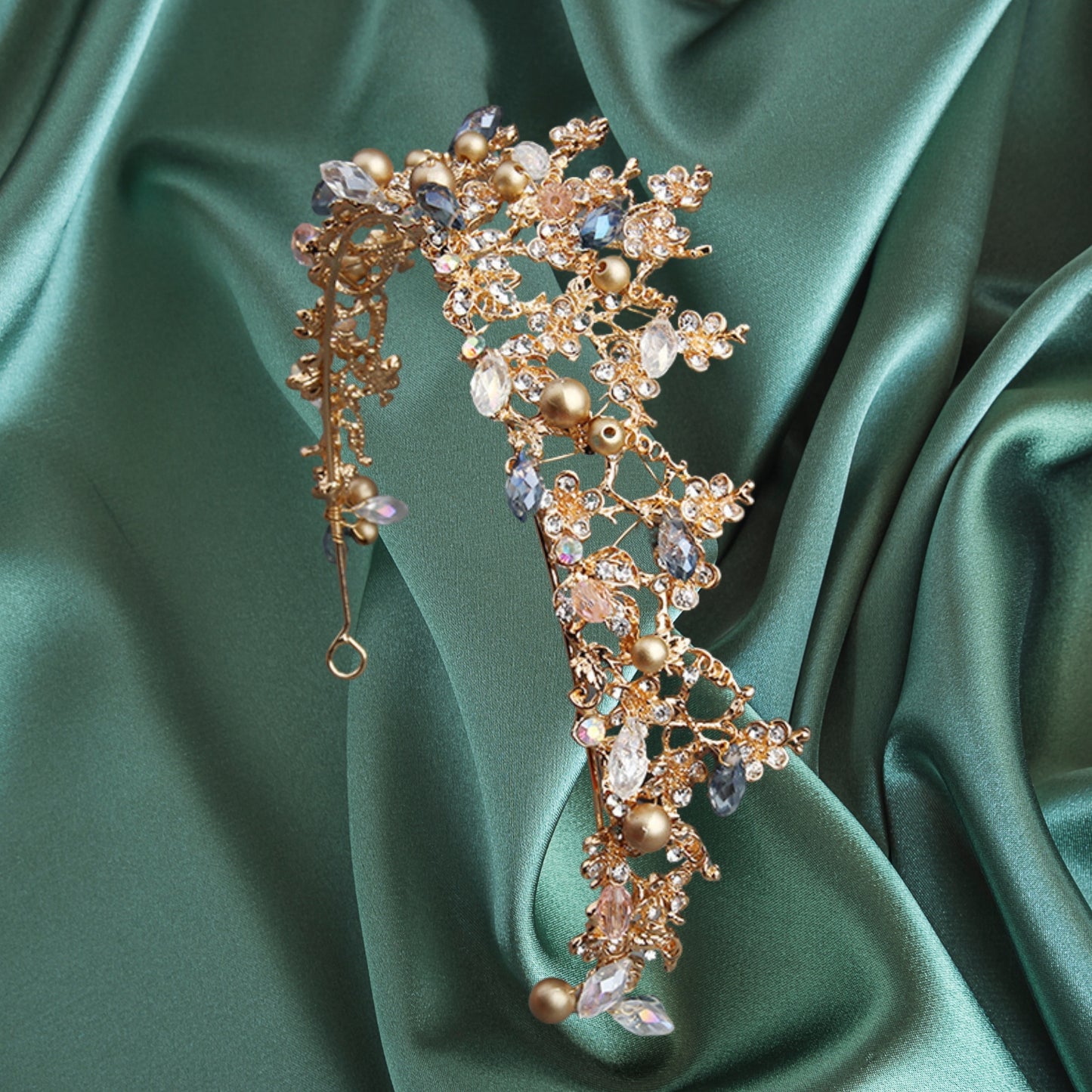 Gold Tiaras for Women Crystal Queen Crowns for Women Princess Tiara for Girls Rhinestones Hair Accessories for Halloween Costume Cosplay Birthday Party Prom Wedding Bride Bridal