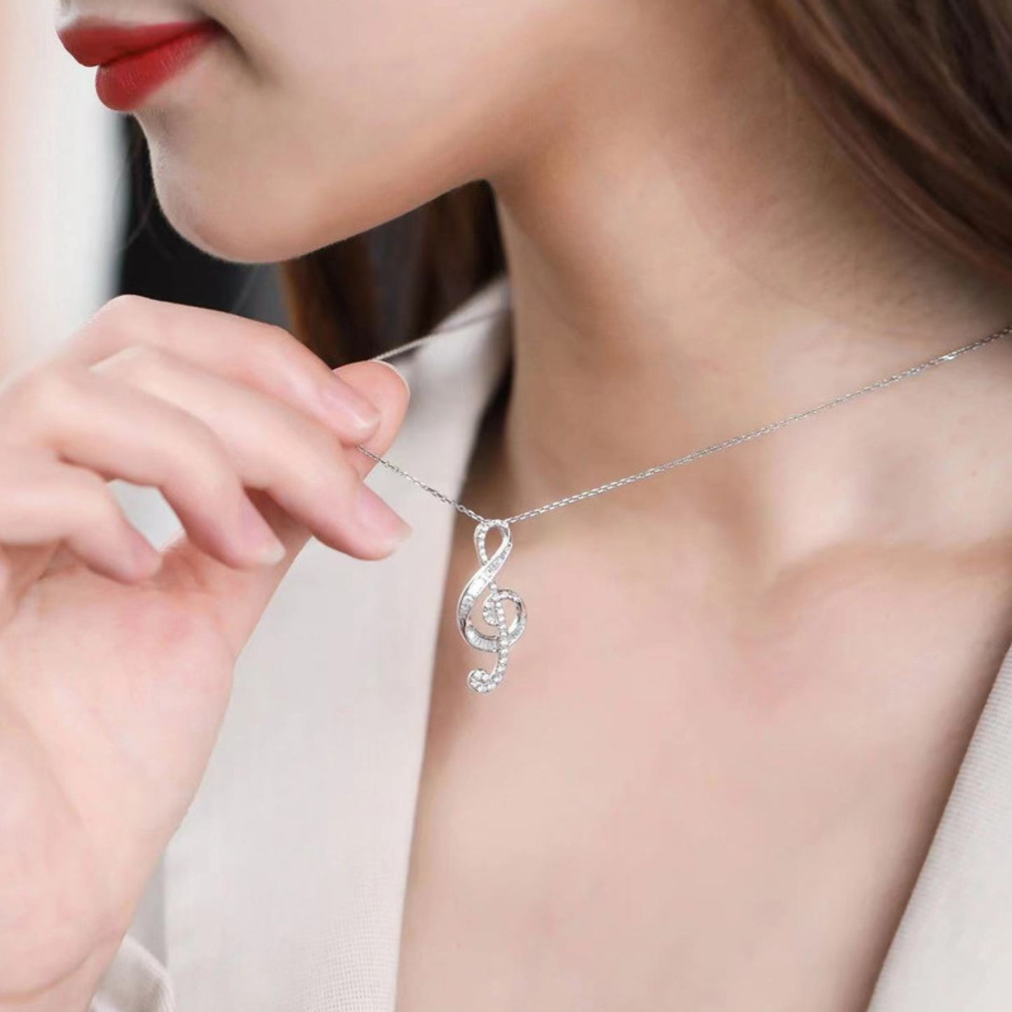 Women Girls Classic Treble Clef Music Pendant Necklace Musical Jewelry Graduation Gifts for Musician Music Student
