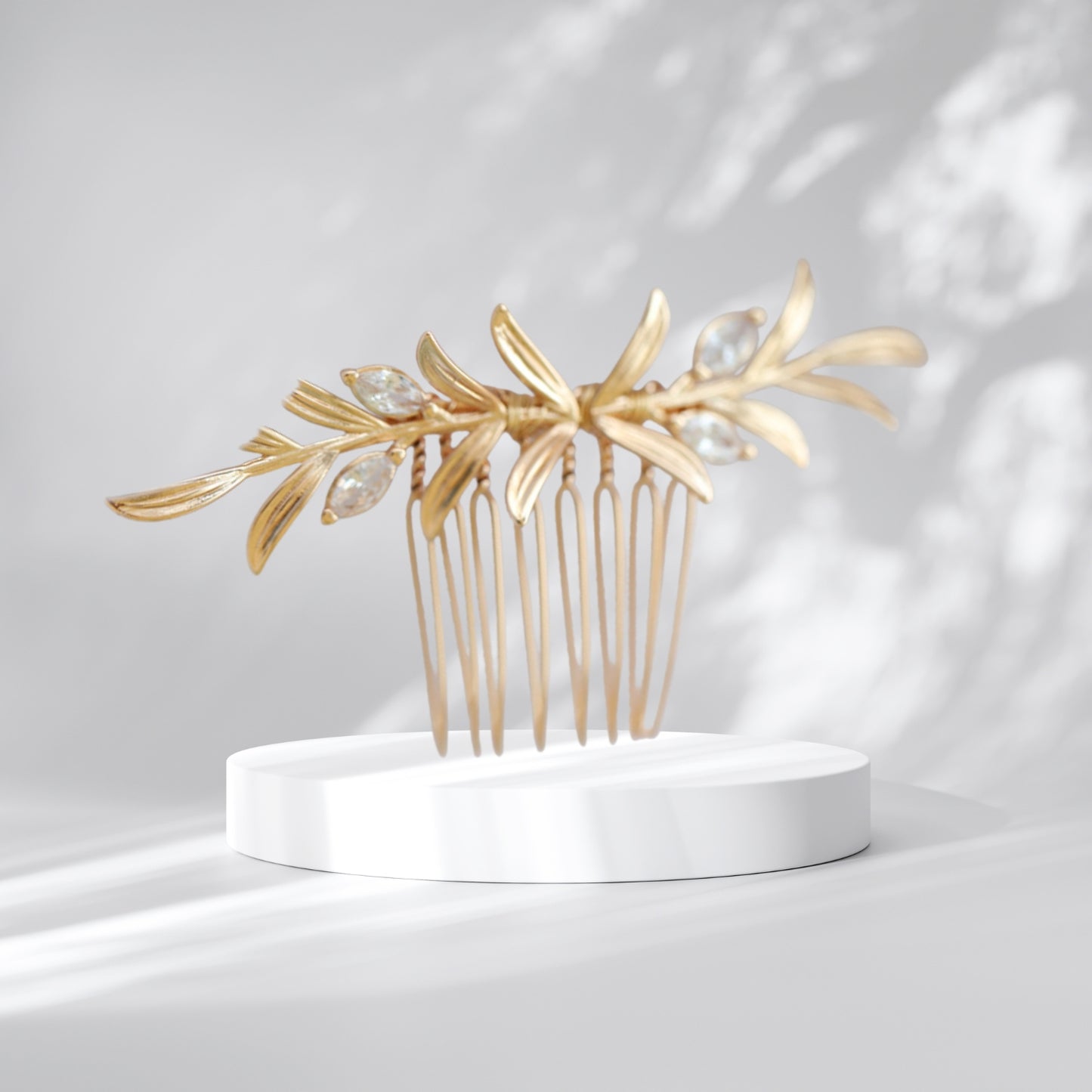 Vintage Hair Side Combs Decorative Hair Combs for Women Pearl Rhinestone Metal Hair Clips
