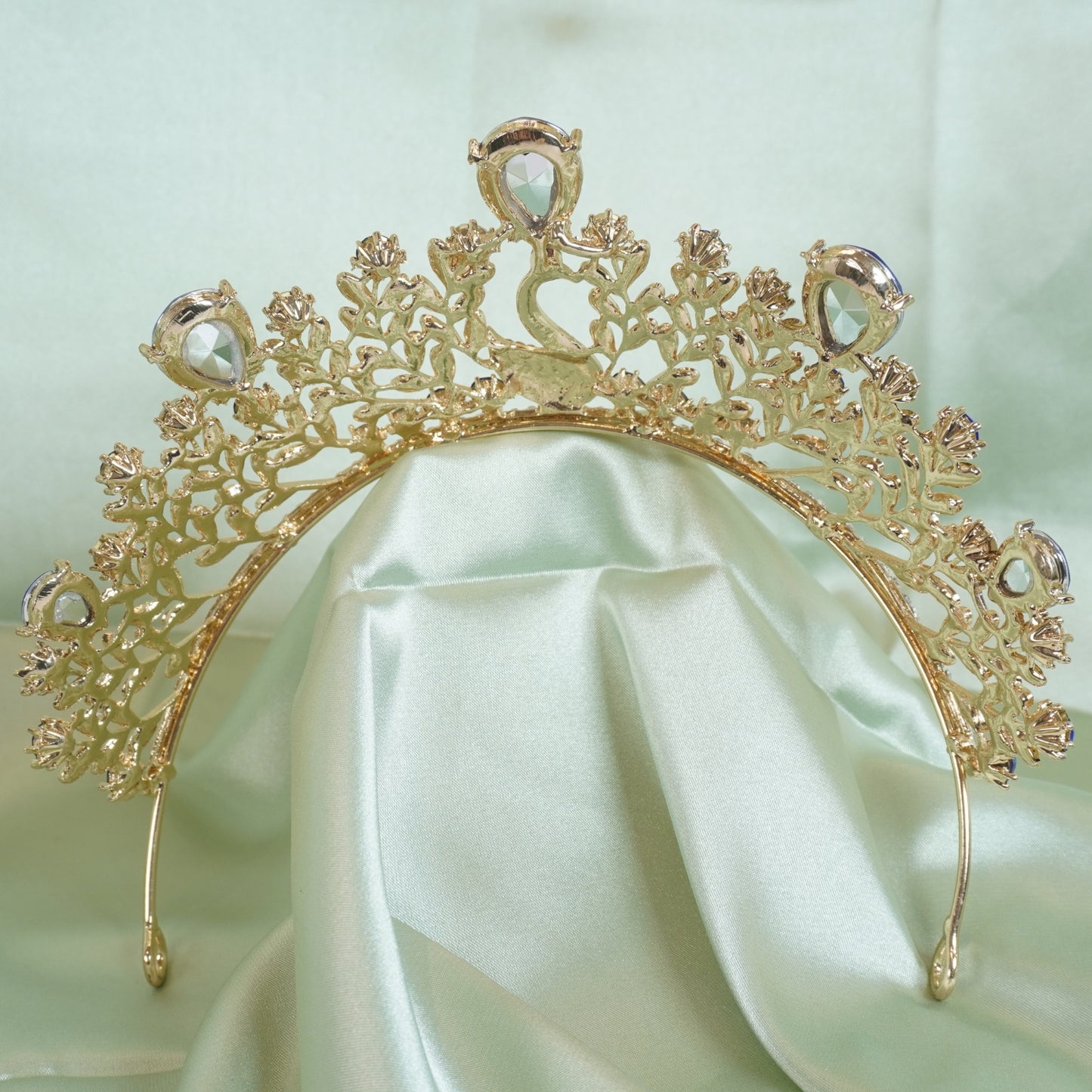 Wedding Crown Queen Tiara Bride Crowns for Women Girls Rhinestone Decor Headband Hairband Princess Birthday Party Tiaras Bridal Hair Ornaments Wedding Supplies Accessories