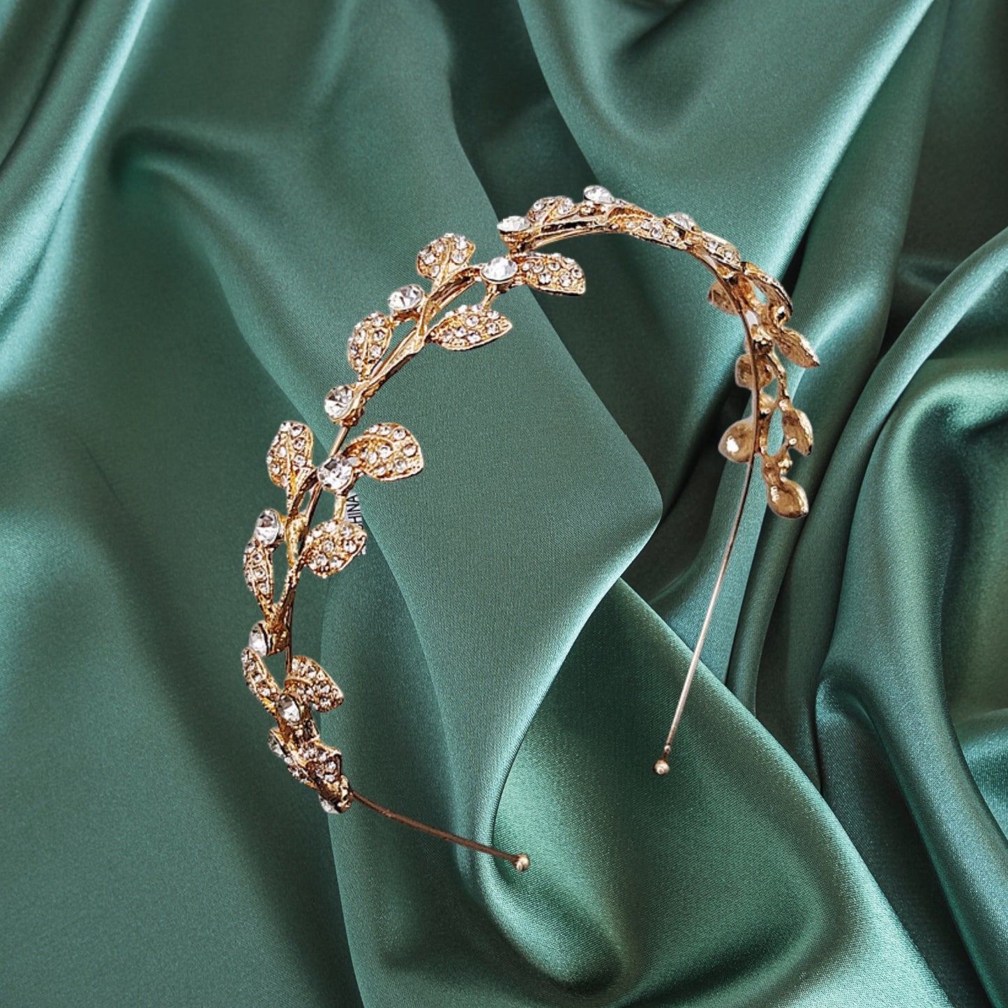 Gold Crystal Tiara Crown for Women and Girls Elegant Princess Crown with Combs Tiaras for Women Bridal Wedding Prom