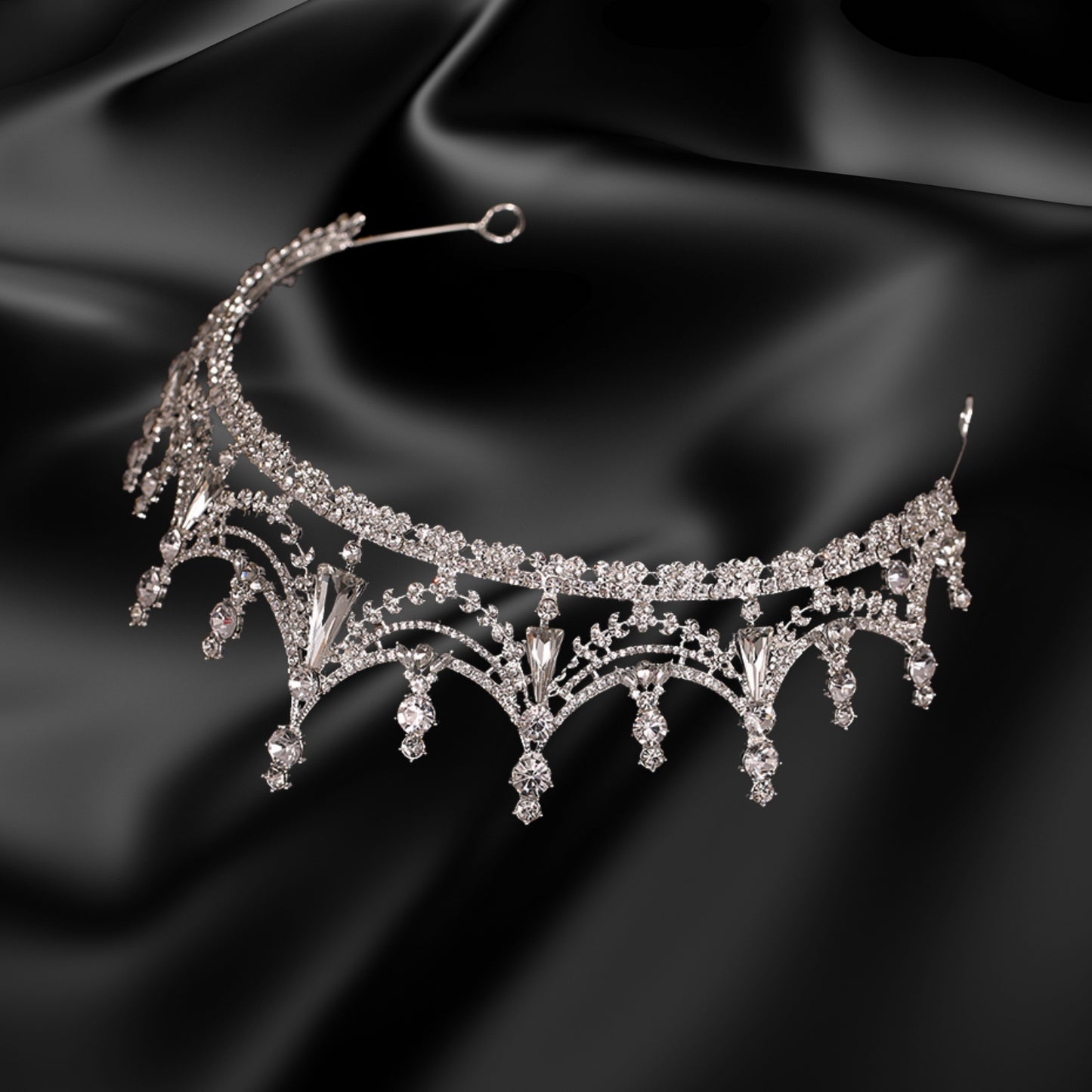 Silver Crown for Women Crystal Tiara for Girls Rhinestone Queen Princess Crown for Bridal Wedding Prom Costume Party Quinceanera Hair Accessories