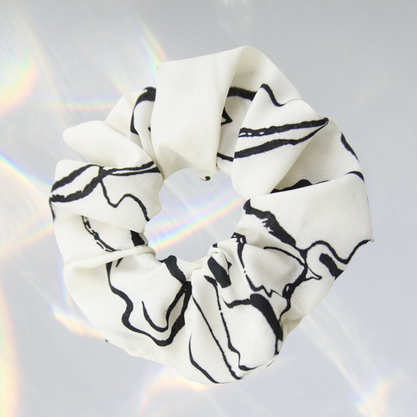 Silk Hair Scrunchies for Frizz&Breakage Prevention, 100% Mulberry Silk Hair Ties No Damage, Elastic Silk ponytail Holders