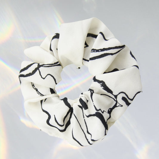 Silk Hair Scrunchies for Frizz&Breakage Prevention, 100% Mulberry Silk Hair Ties No Damage, Elastic Silk ponytail Holders