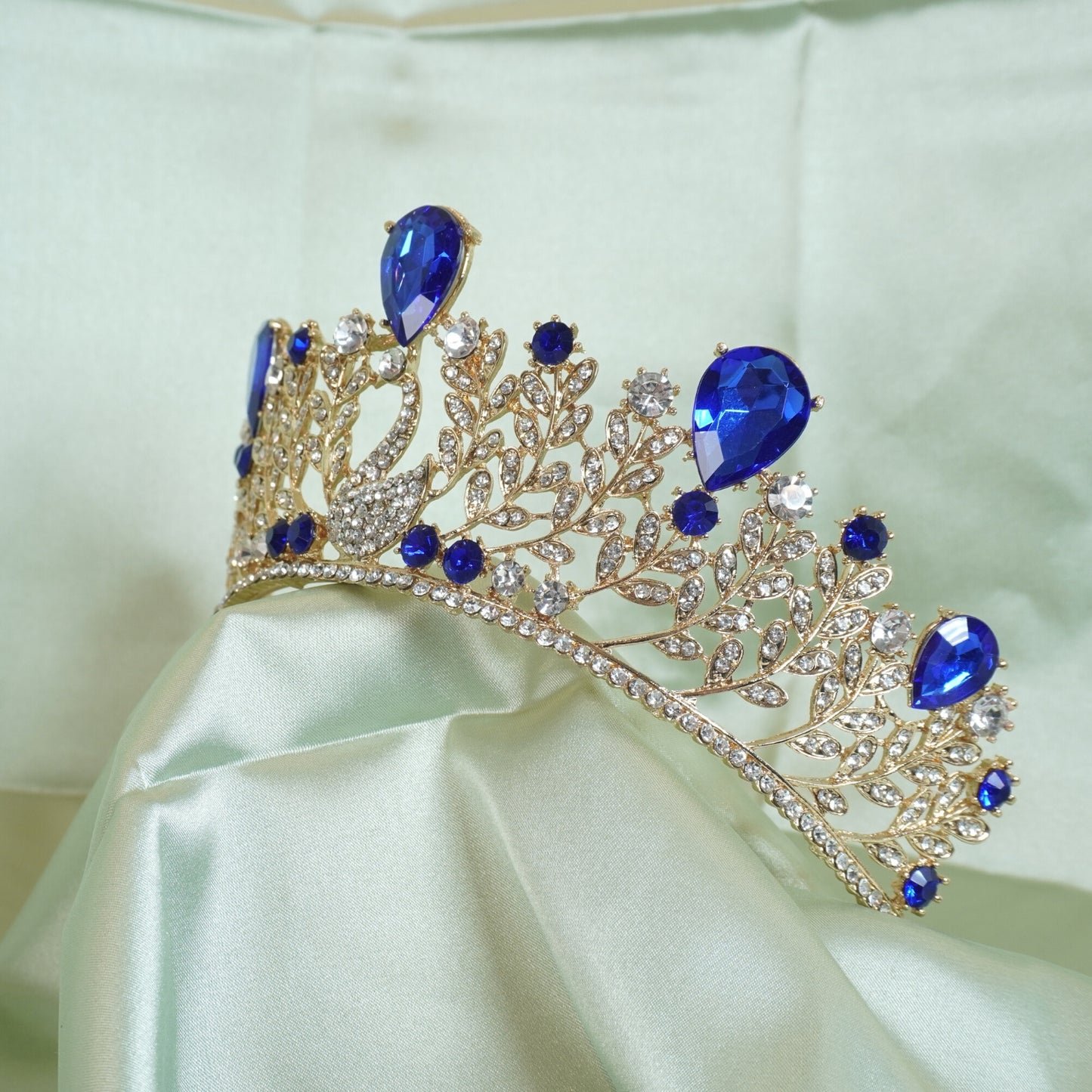 Wedding Crown Queen Tiara Bride Crowns for Women Girls Rhinestone Decor Headband Hairband Princess Birthday Party Tiaras Bridal Hair Ornaments Wedding Supplies Accessories